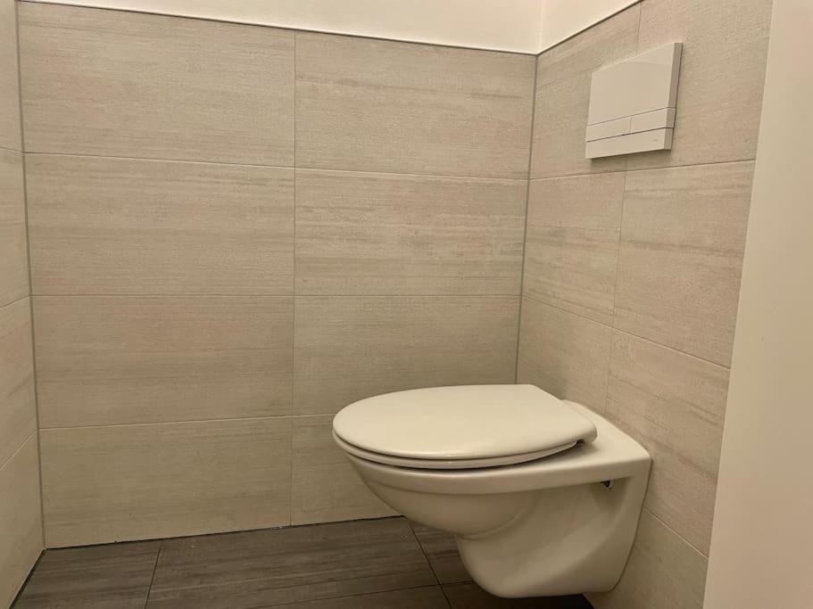 80 M2 Stylish & Renovated Apartment *